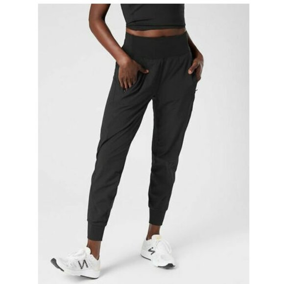 Athleta Pants & Jumpsuits Athleta Distance Jogger In Black Poshmark